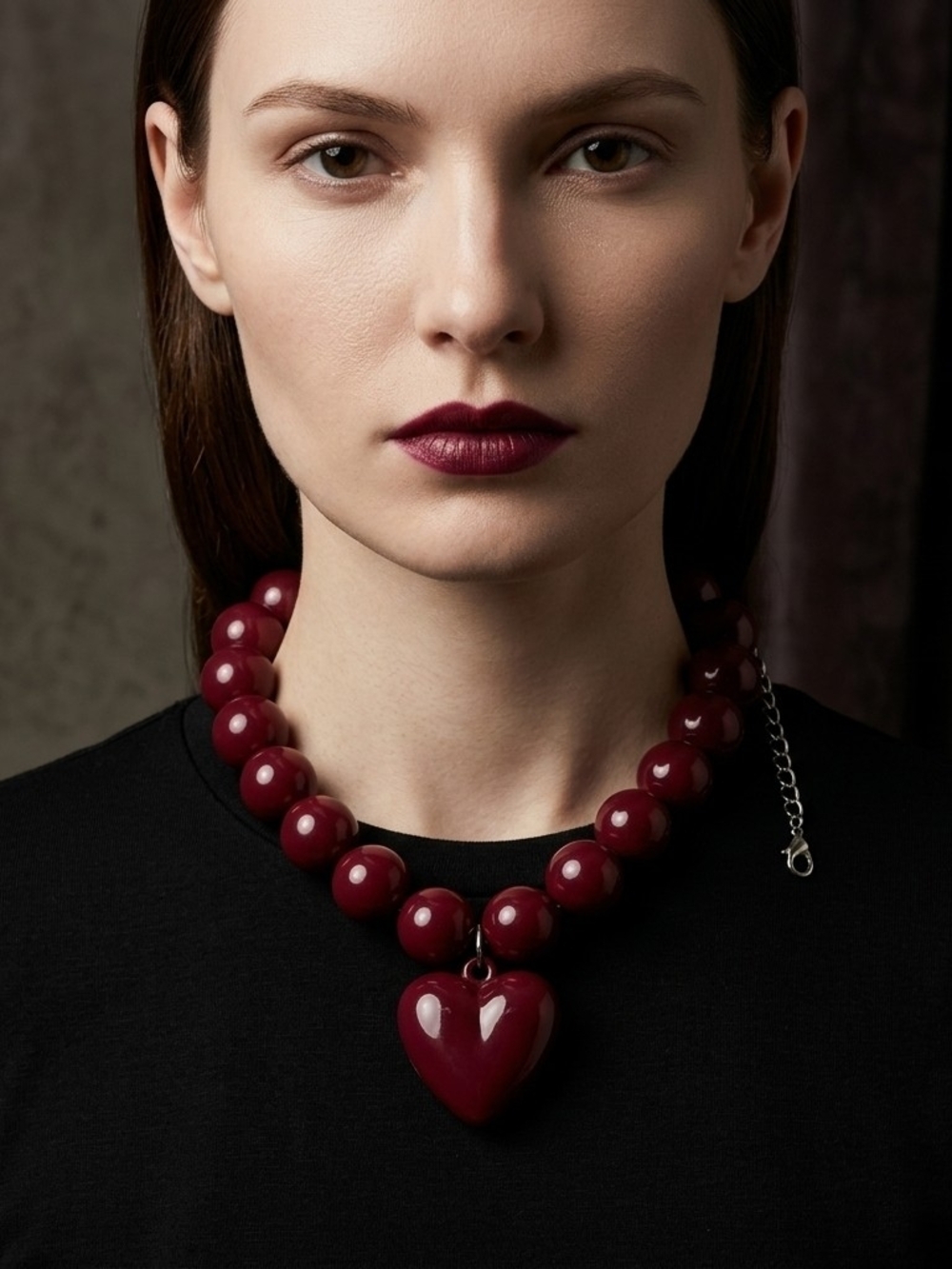 Source Unknown Retro Burgundy Big Resin Bead Heart Statement Choker Necklace